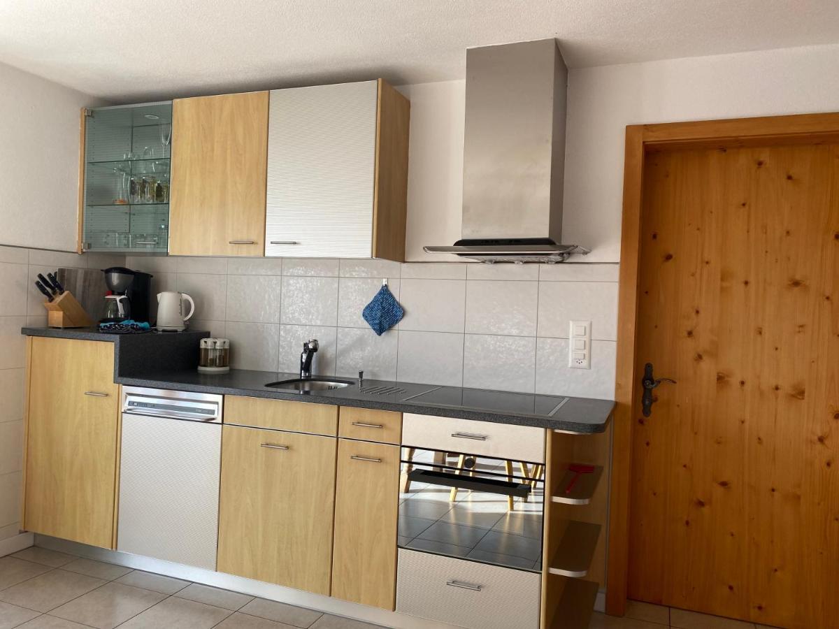 Ferienwohnung In Tschlin Mit Panoramablick エクステリア 写真