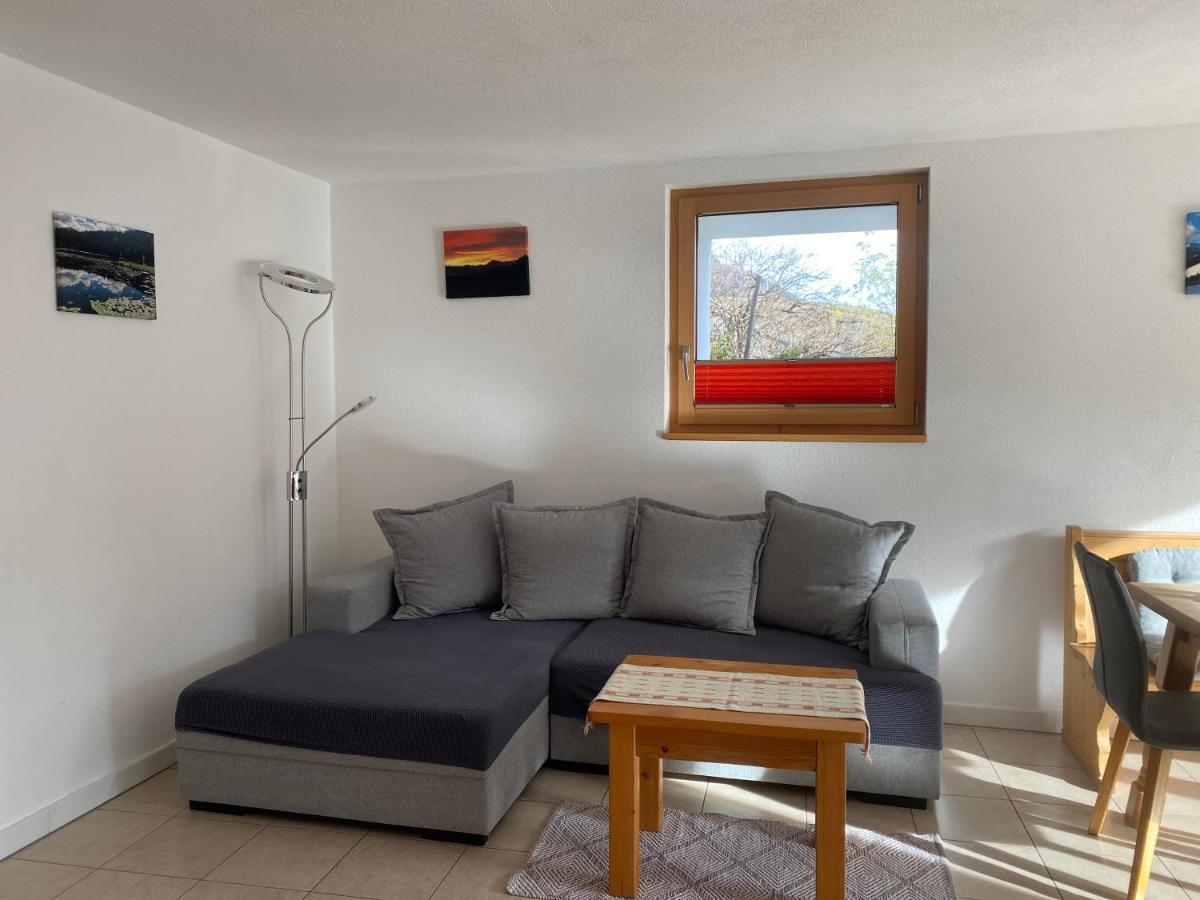 Ferienwohnung In Tschlin Mit Panoramablick エクステリア 写真